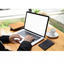 Pavé numérique filaire au bureau